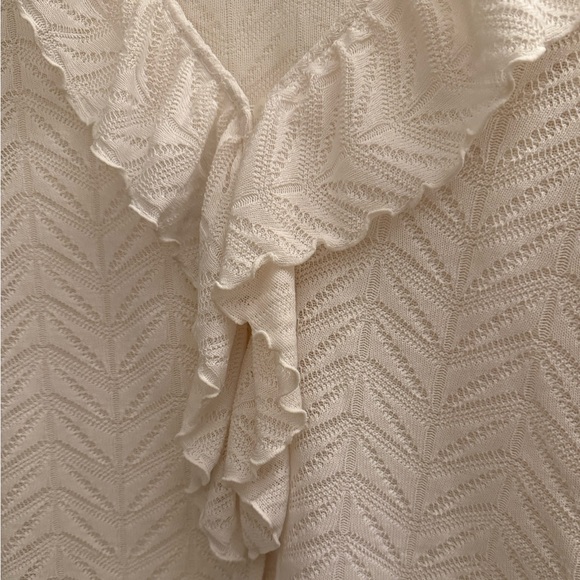 LOFT Cream Ruffled Blouse - Picture 2 of 4